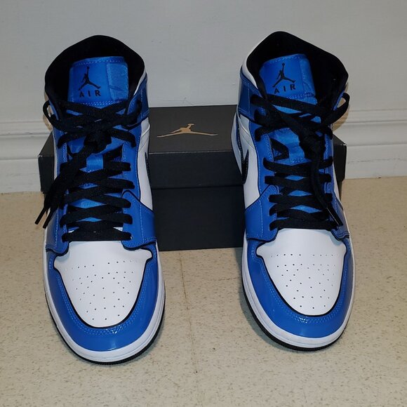 Authentic NIKE Jordan 1 Sneakers Gorgeous Signal Blue Patent Leather size11 MINT - Picture 4 of 9
